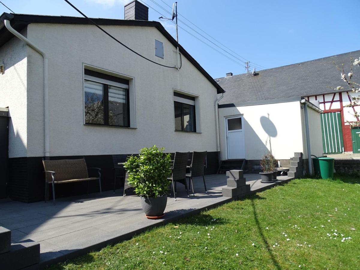 Ferienhaus Leo Blankenrath Exterior photo